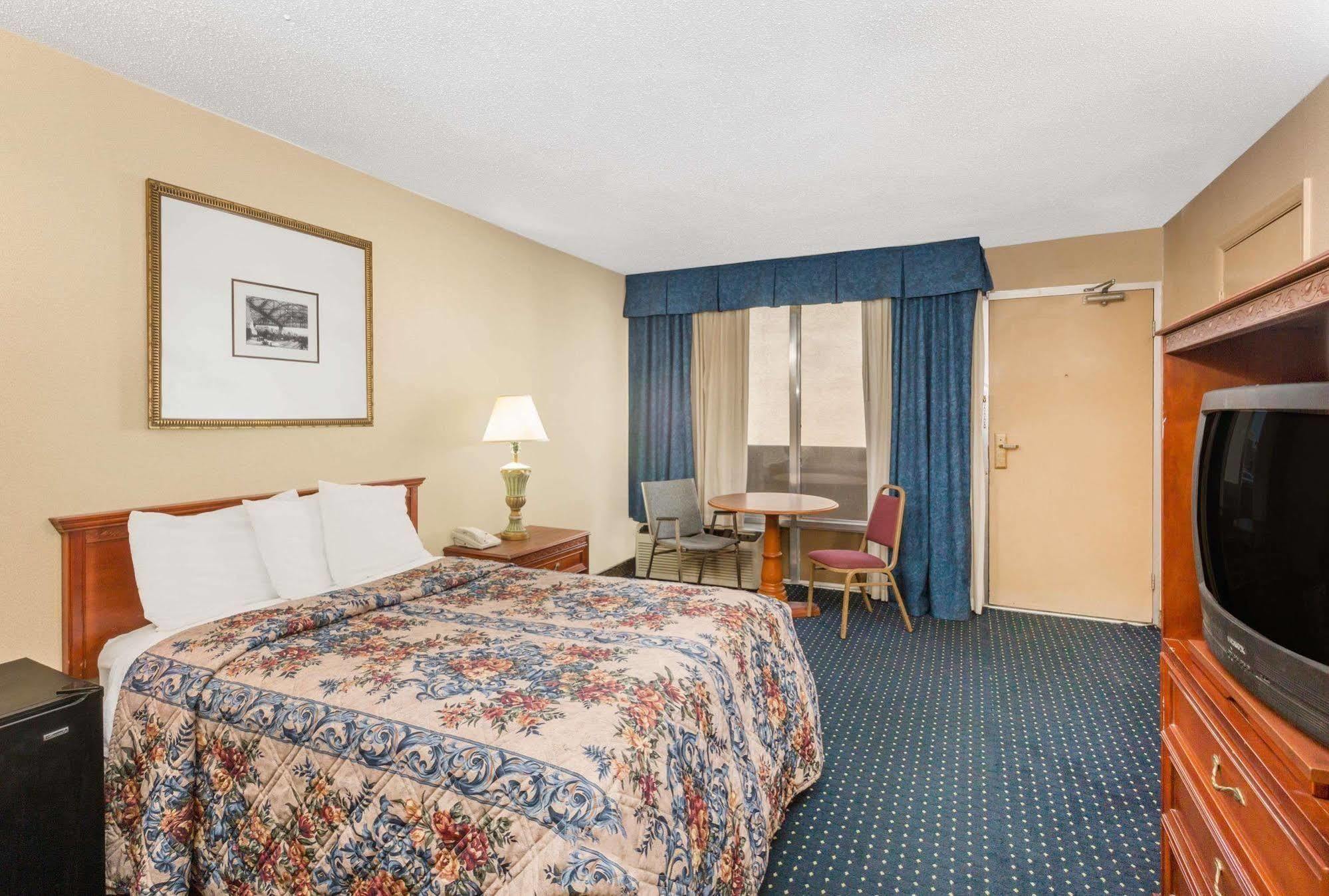 Knights Inn Overland Park Mission Dış mekan fotoğraf