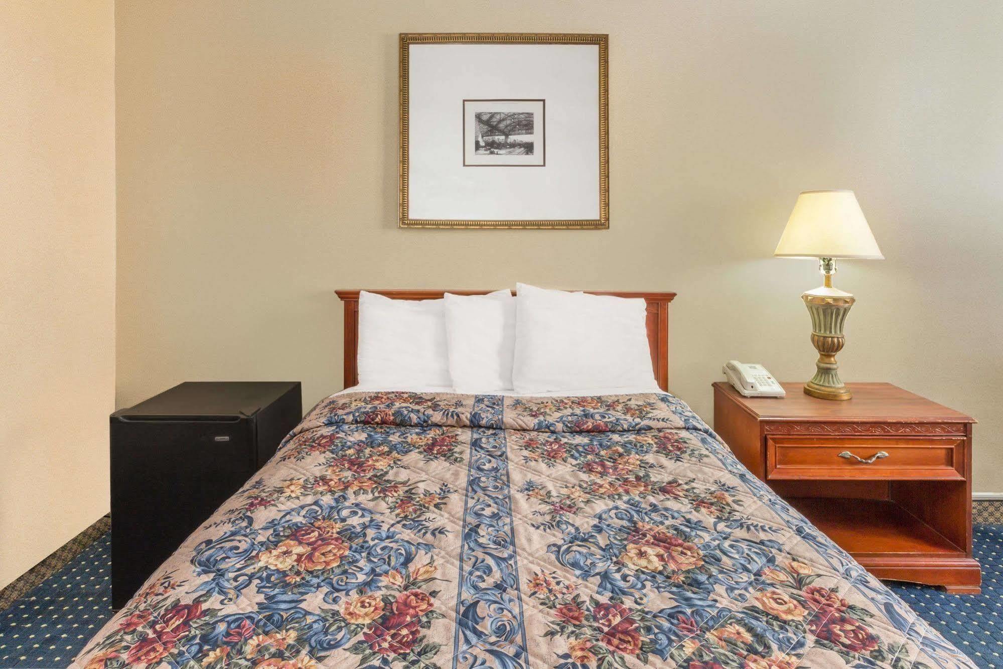Knights Inn Overland Park Mission Dış mekan fotoğraf